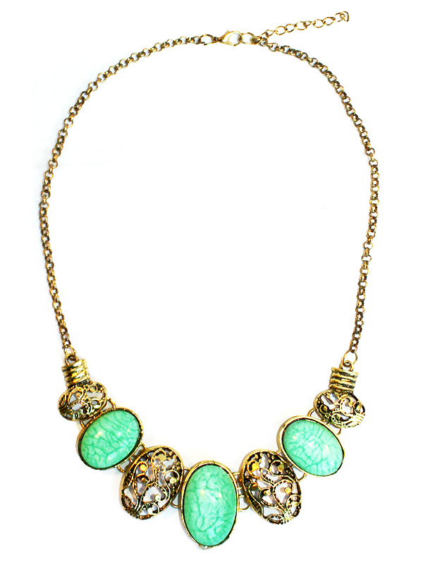 Vintage náhrdelník PATINA - zelený 03